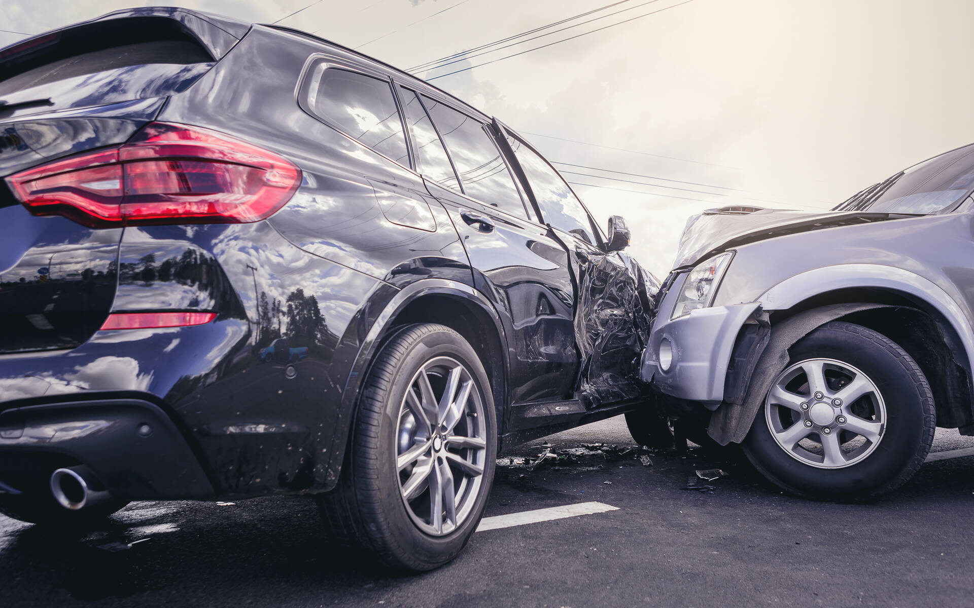 Comment gérer un accident de voiture de location avec son loueur ? Vos droits et vos obligations