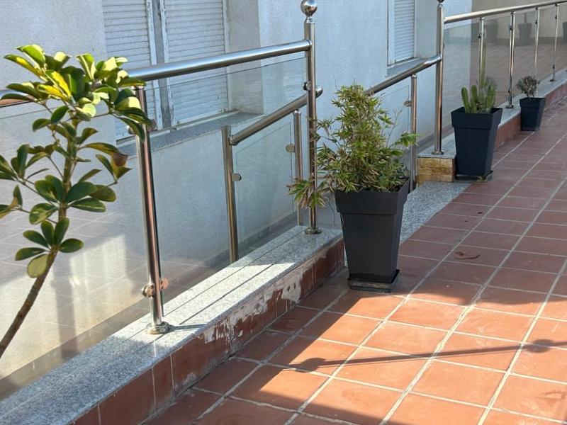 Appartement F2 avec une vue imprenable sur mer