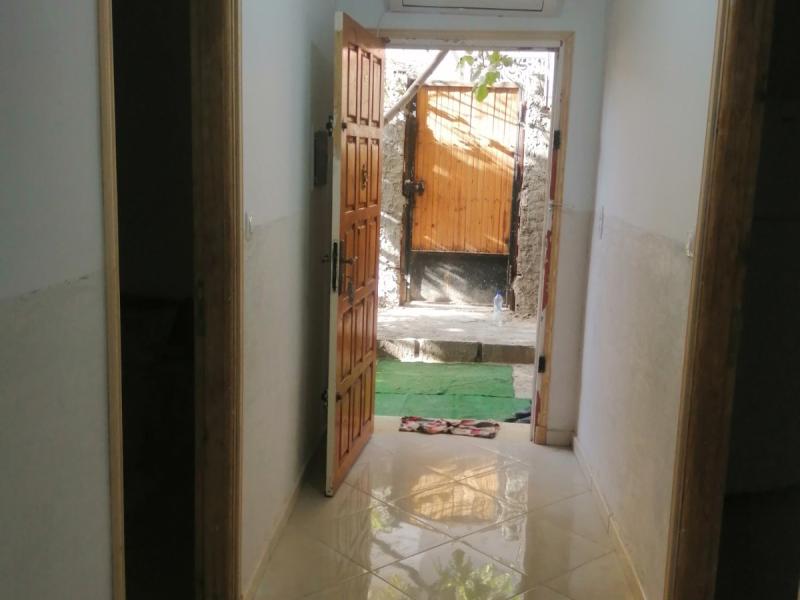 F2 rez de chaussée de villa