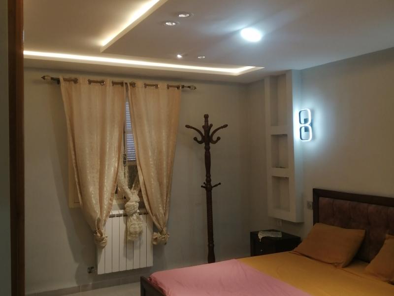 F3 luxe avec caméra de surveillance parking privé 