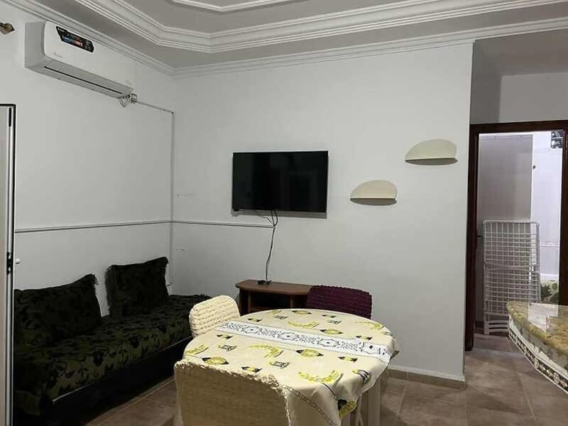 APPARTEMENT TYPE F2 DANS RESIDENCE CALME